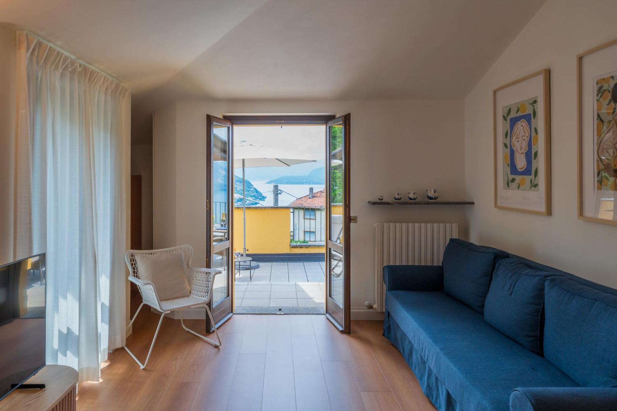 Stunning Apartment- Terrace And Swimming Pool Bellano Kültér fotó